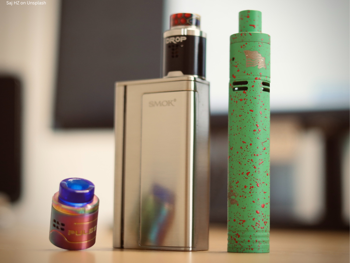 Vape Pods vs. Vape Mods: Pros and Cons